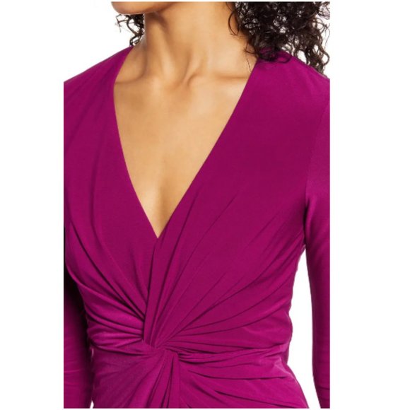 Vince Camuto Twist Front Long Sleeve 